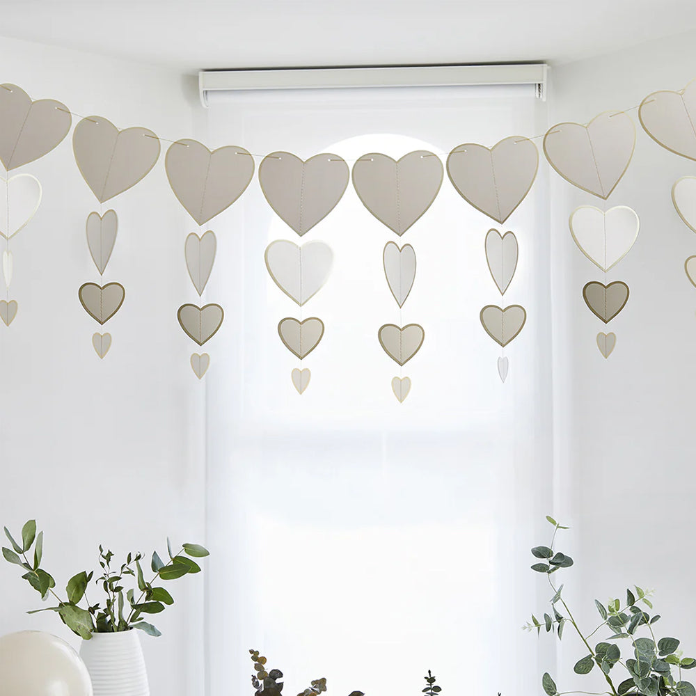 Gold and White Hanging Hearts Decoration - 3m